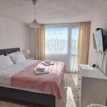 къща вира Holiday home Asikoria