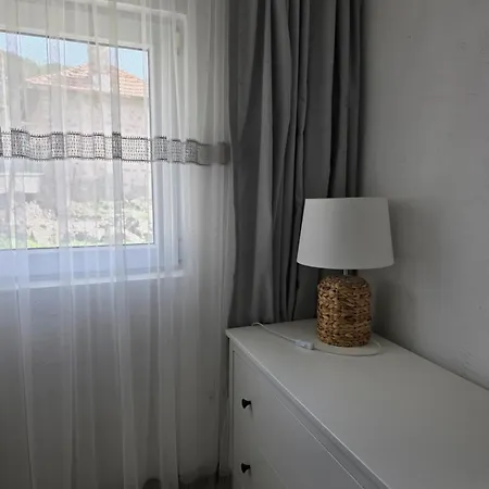 Holiday home къща вира *