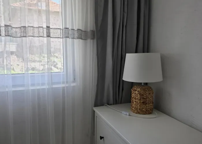 Holiday home къща вира *